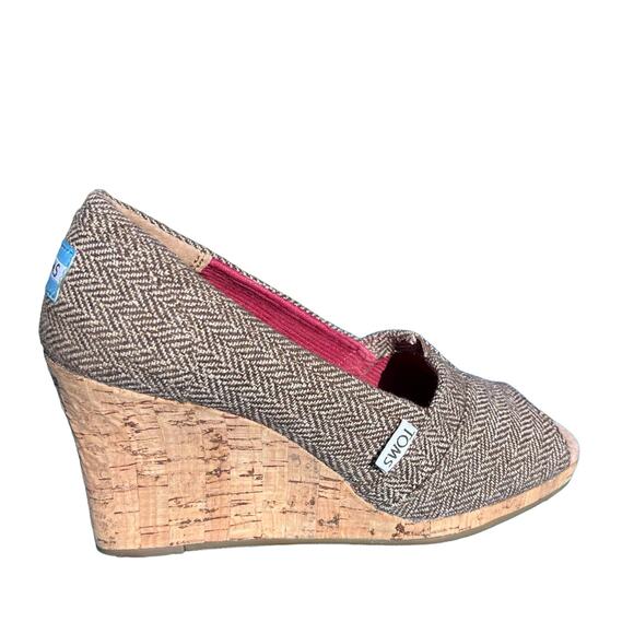 Tom’s Women’s Brown & Tan Herringbone Peep-Toe Cork Wedges Size 7 - Picture 2 of 13